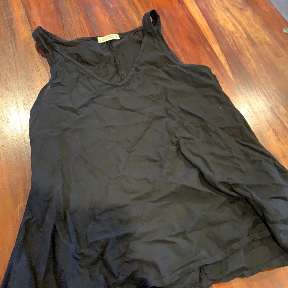 Prairie underground v-neck top in black - small